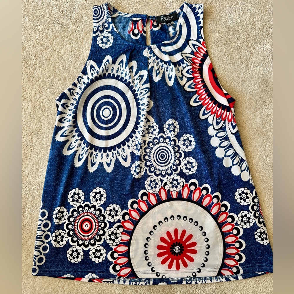 Papillon Blanc Blue and Red Mandala Tank Top